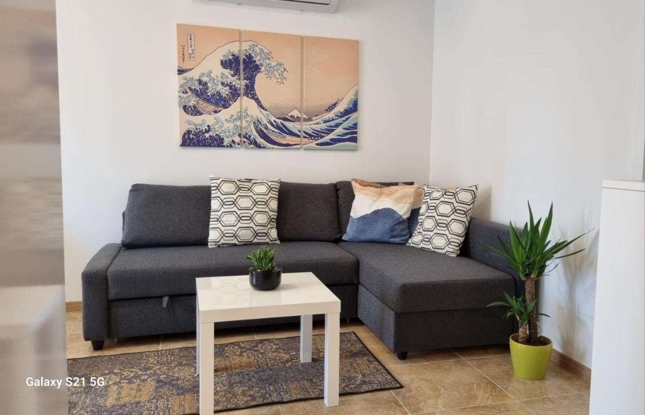 Apartment Rivarela Blu - Newly Renovated And Top Location Near Sea Novigrad  Bagian luar foto