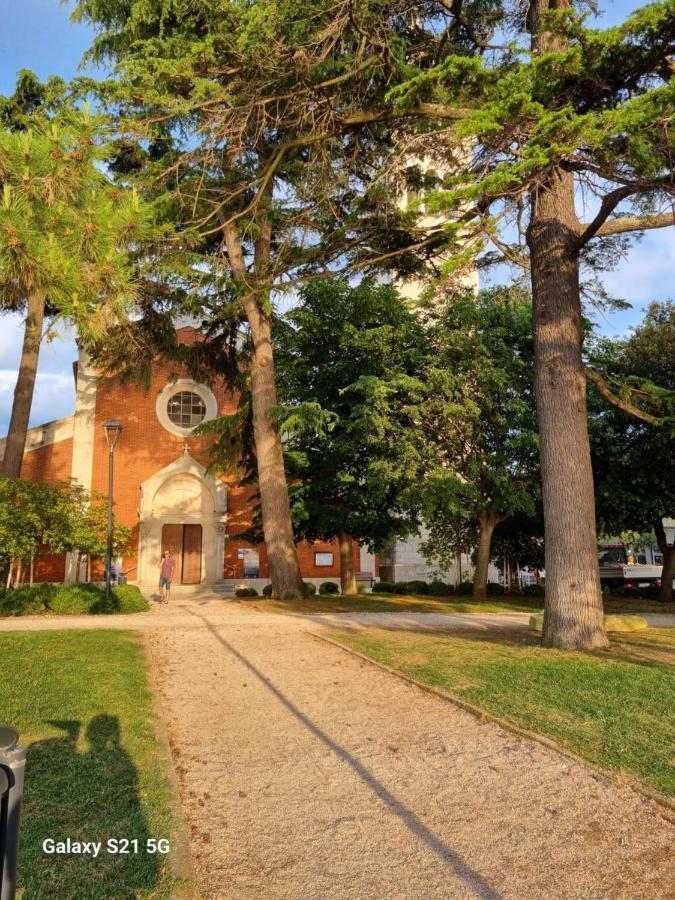 Apartment Rivarela Blu - Newly Renovated And Top Location Near Sea Novigrad  Bagian luar foto
