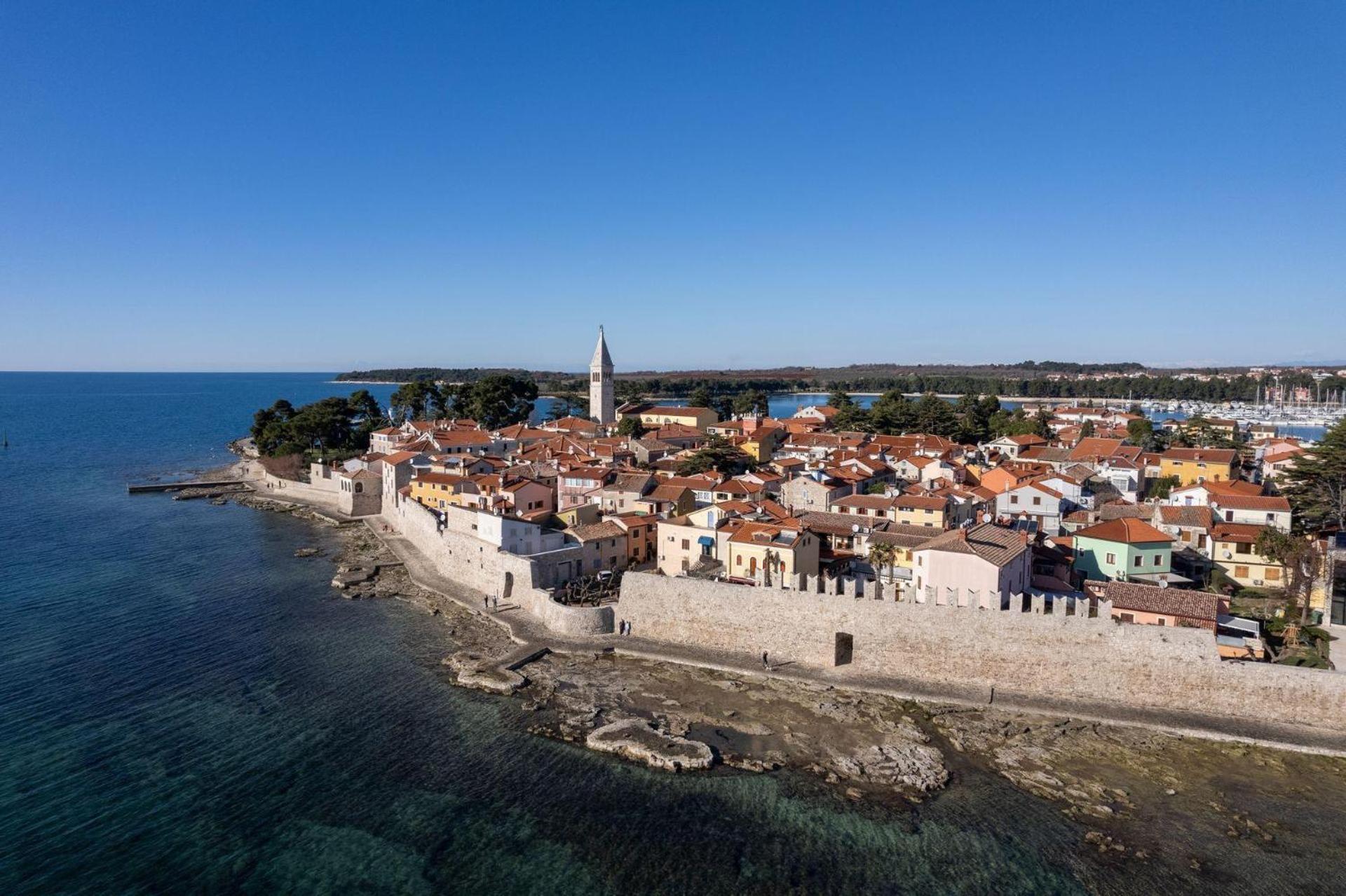 Apartment Rivarela Blu - Newly Renovated And Top Location Near Sea Novigrad  Bagian luar foto